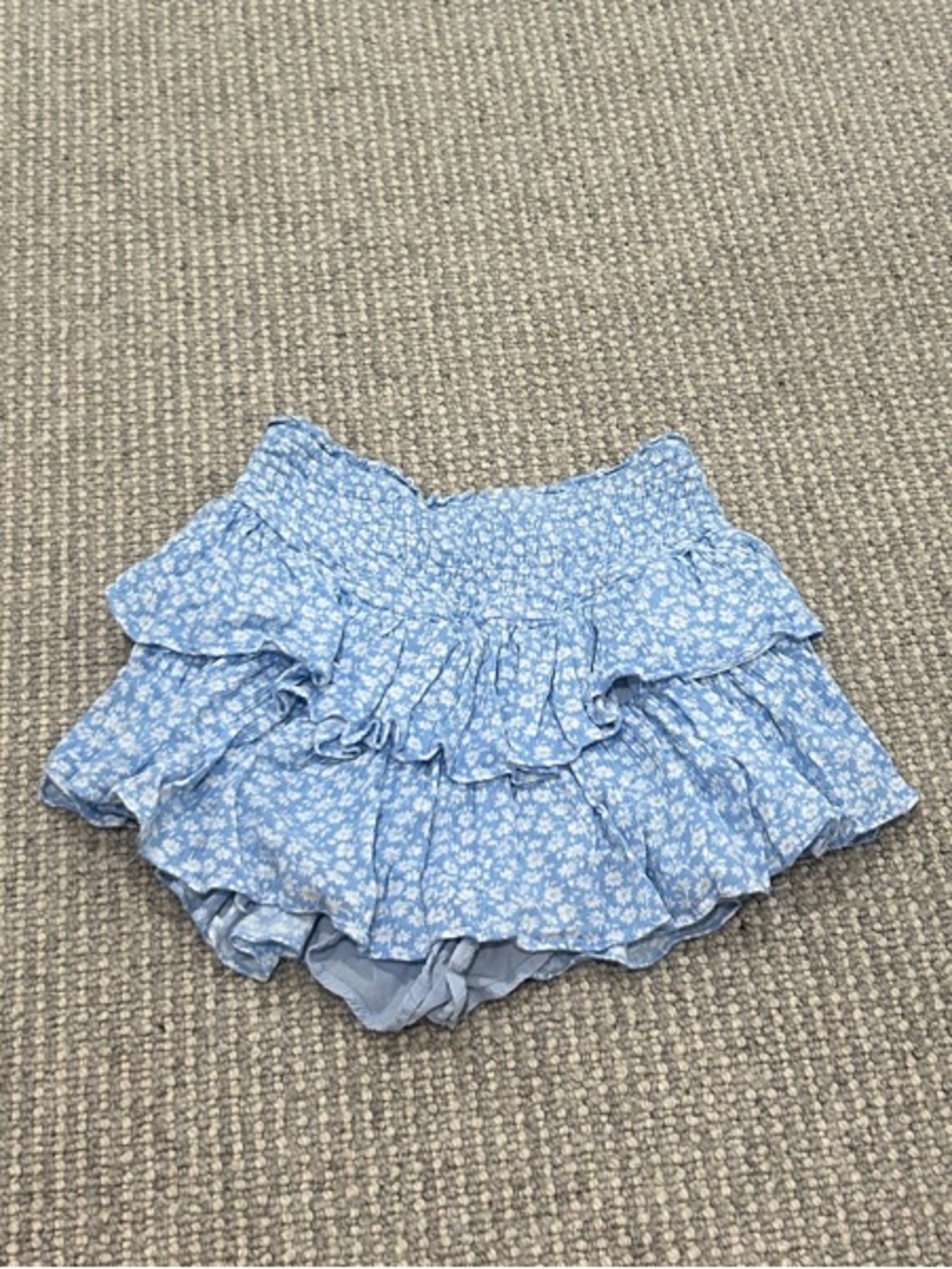 Rock N Rags XS Blue Floral Ruffle Mini Skirt runs small